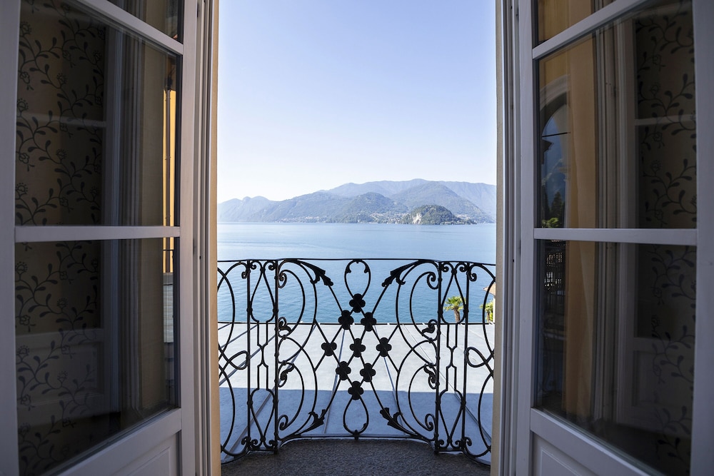 Deluxe Double Room, Lake View - Photo 19