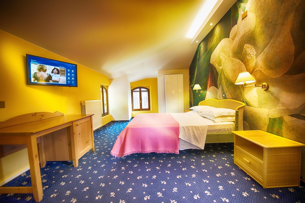 Junior Suite, Garden View
