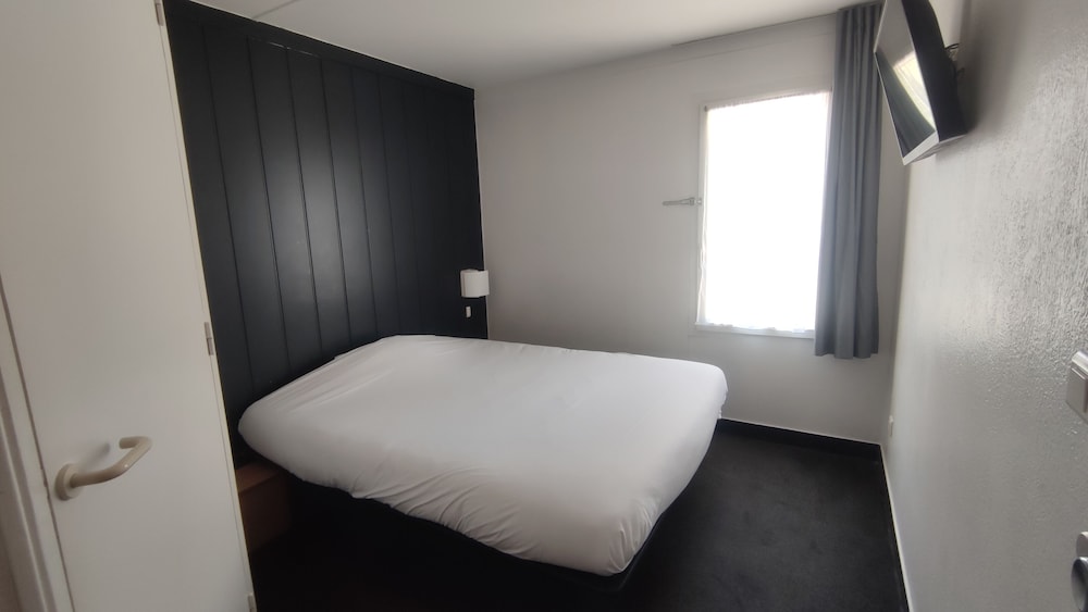 Economy Double Room photo 2