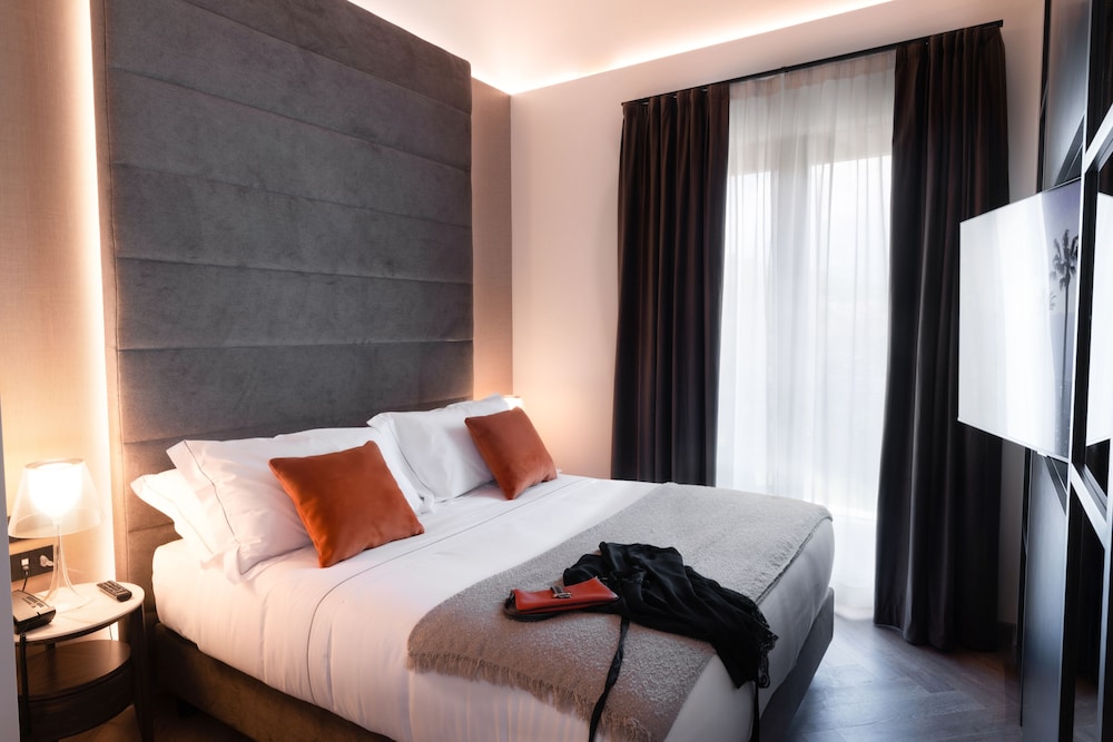 Junior Suite - Photo 1