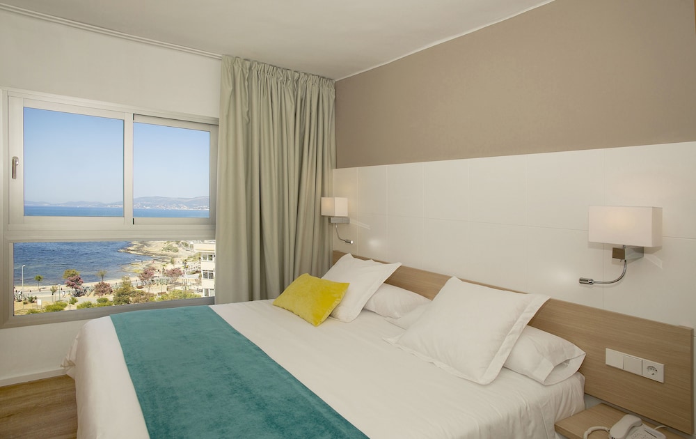 Triple Room, Balcony