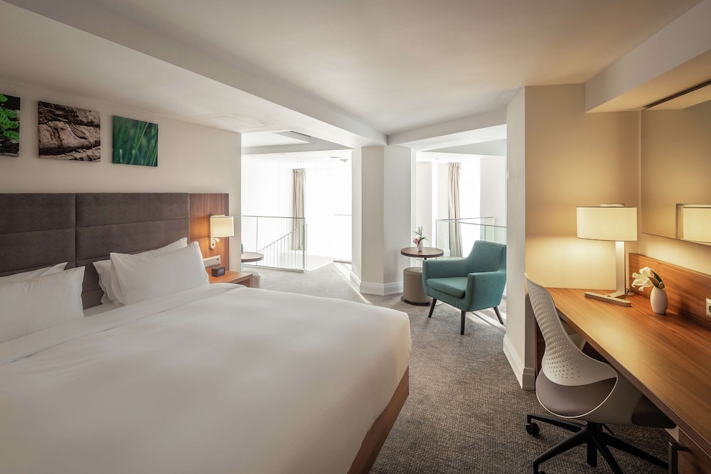 Suite, 1 Bedroom photo 3