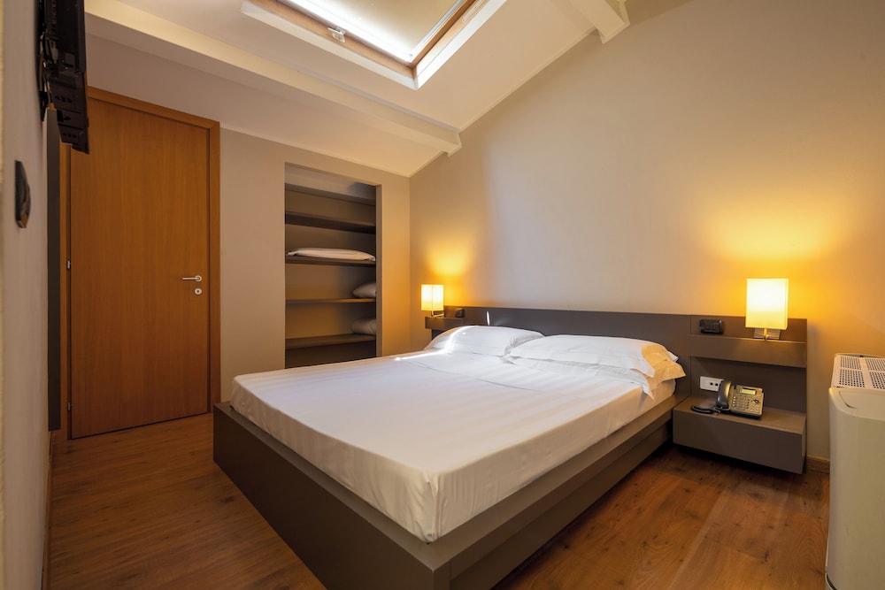 Deluxe Quadruple Room photo 2