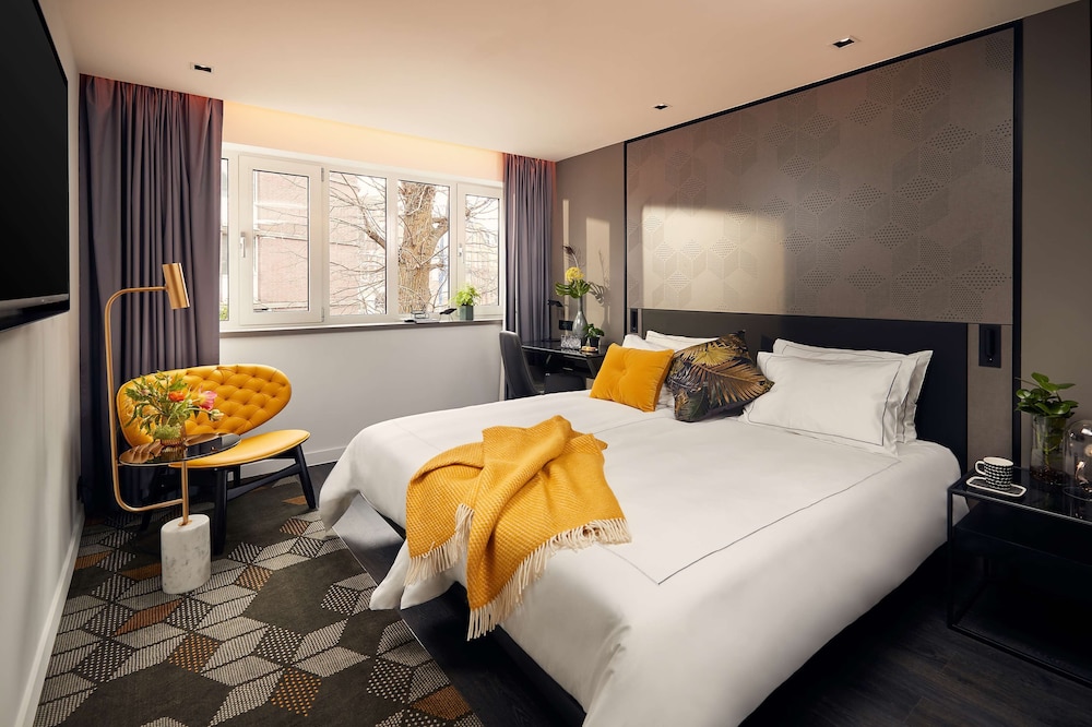 Deluxe Room (2 Twins)