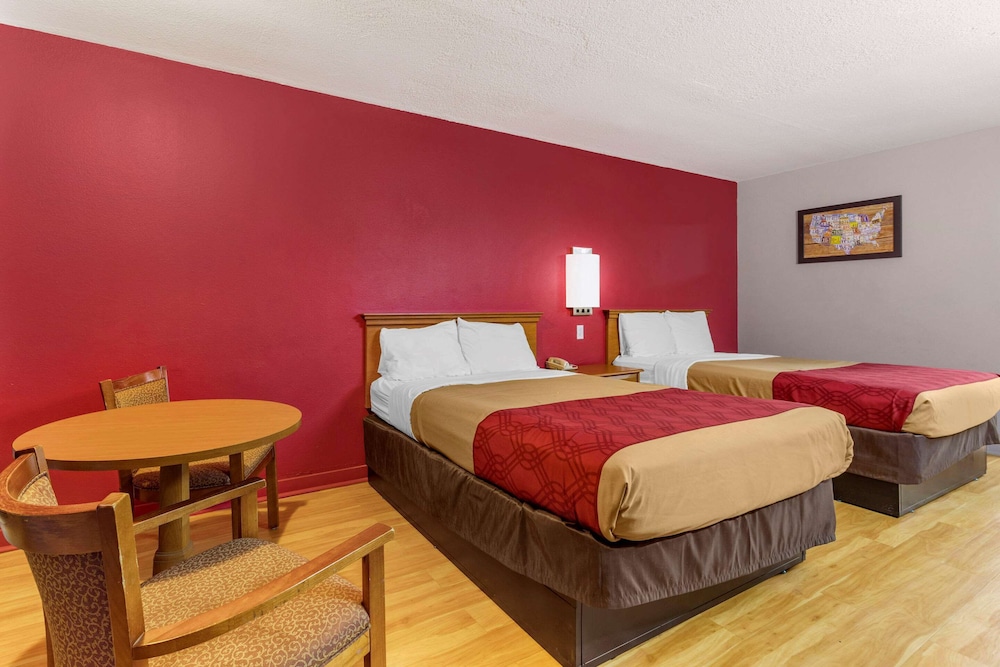 Standard Room, 2 Double Beds, Non Smoking photo 1