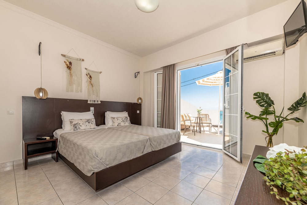 Apartment, 2 Bedrooms, Patio