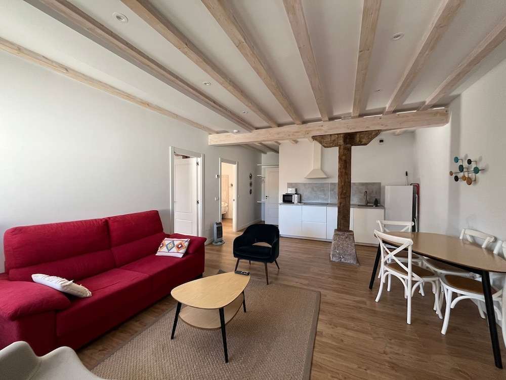Deluxe Apartment, Garden View