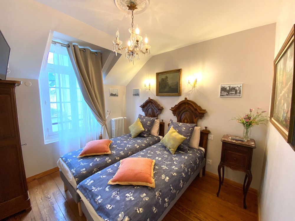 Deluxe Suite, 2 Bedrooms photo 3