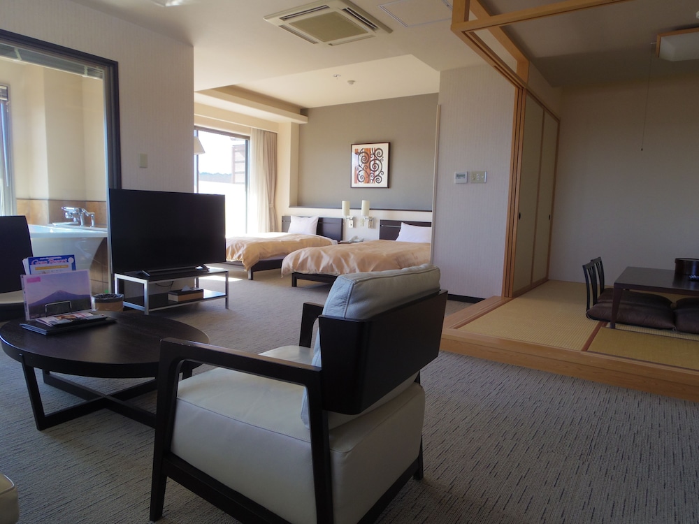 Special Room, Non Smoking, Mt.Fuji View, 61.20 Square Meter - Photo 2