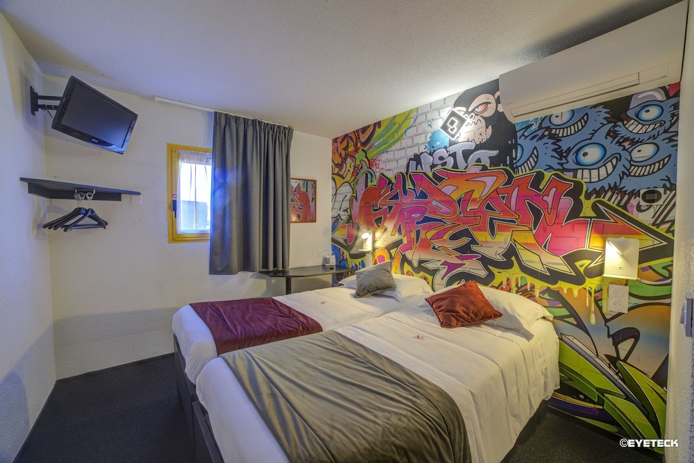 Standard Twin Room photo 2