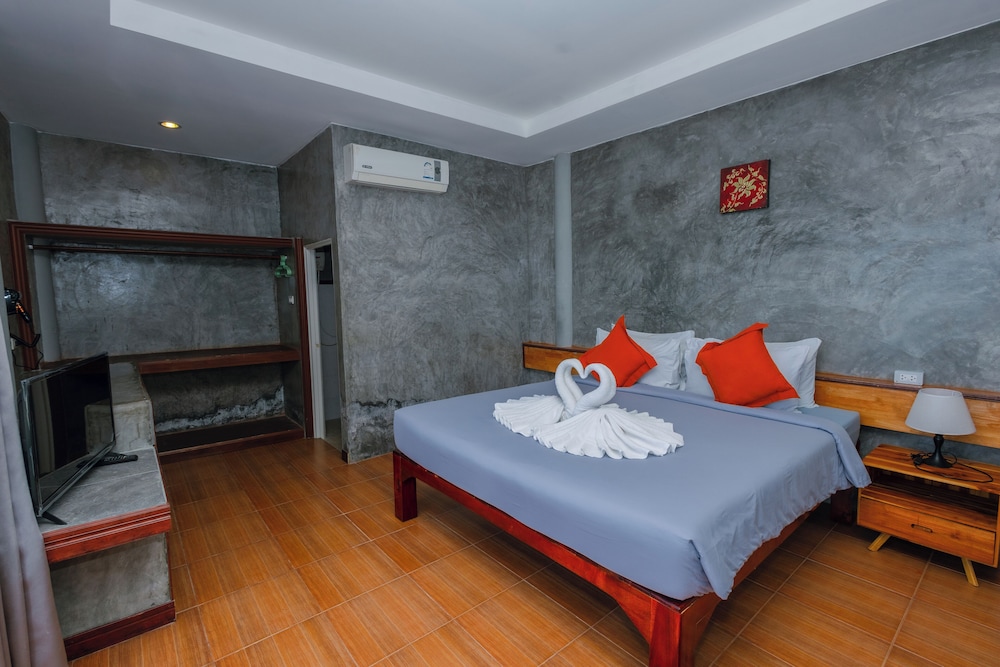 Deluxe Double Room with Balcony and Sea View