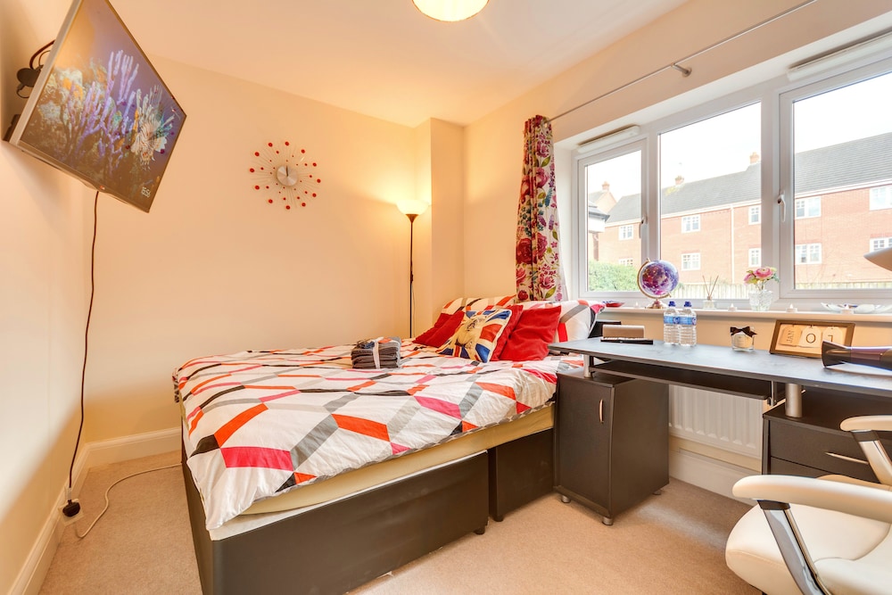 Premium Suite, 1 Queen Bed, Non Smoking, Kitchen (The Sun Suite)