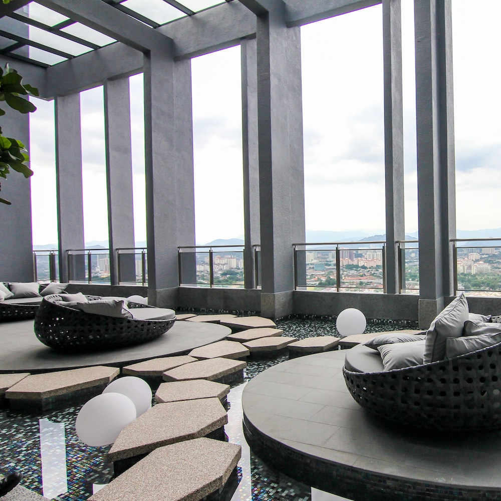 Quad Apartment with 180 Degree KLCC View photo 2