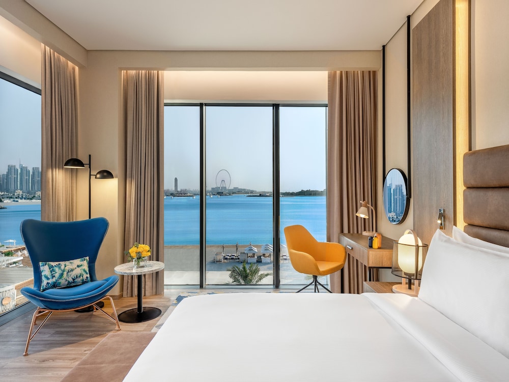 Deluxe Room, 1 King Bed, Beach View, Beachfront (Panoramic Beachfront View)