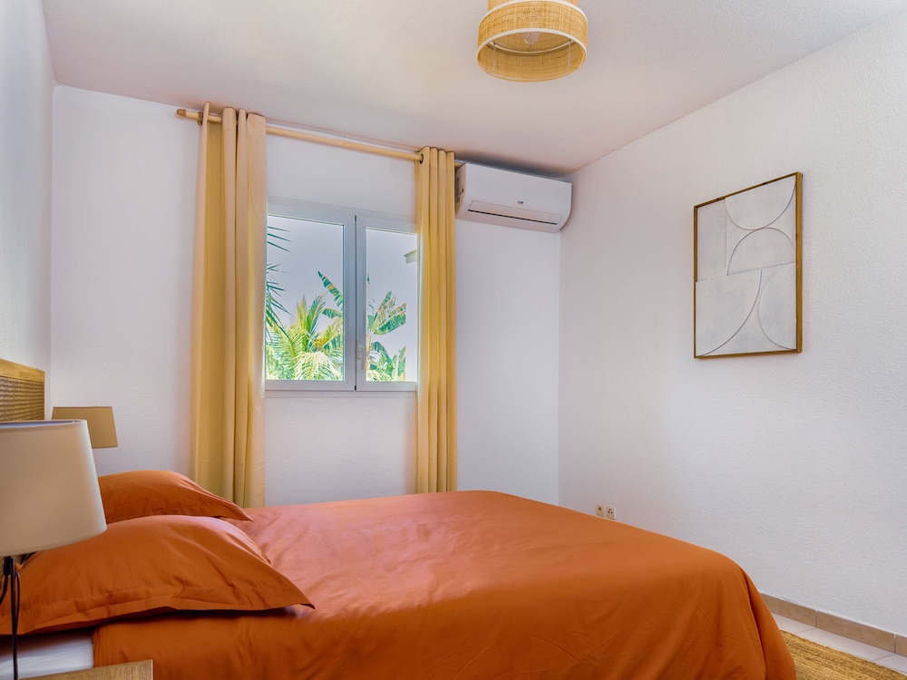 Comfort Apartment photo 2
