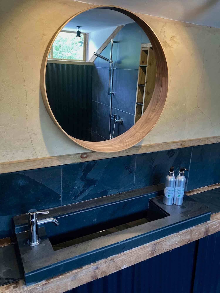 Quadruple Room, Ensuite (The Refuge)