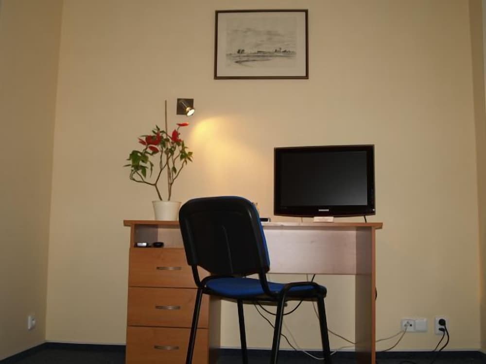 Triple Room - Photo 2