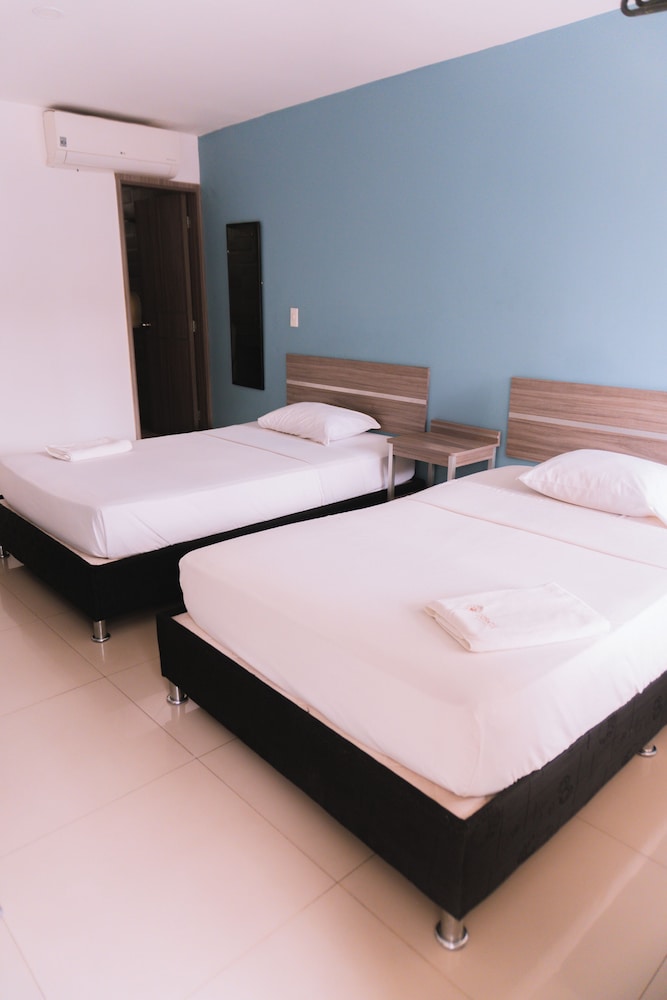 Double or Twin Room photo 3