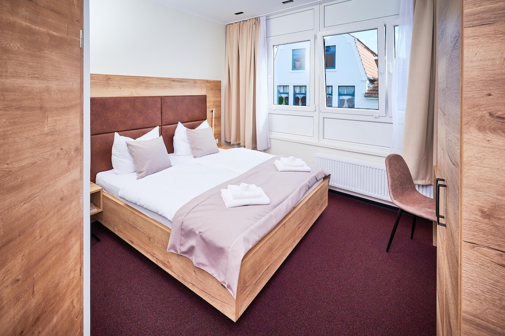Basic Double Room photo 2