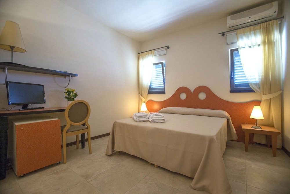Triple Room, Multiple Beds photo 2