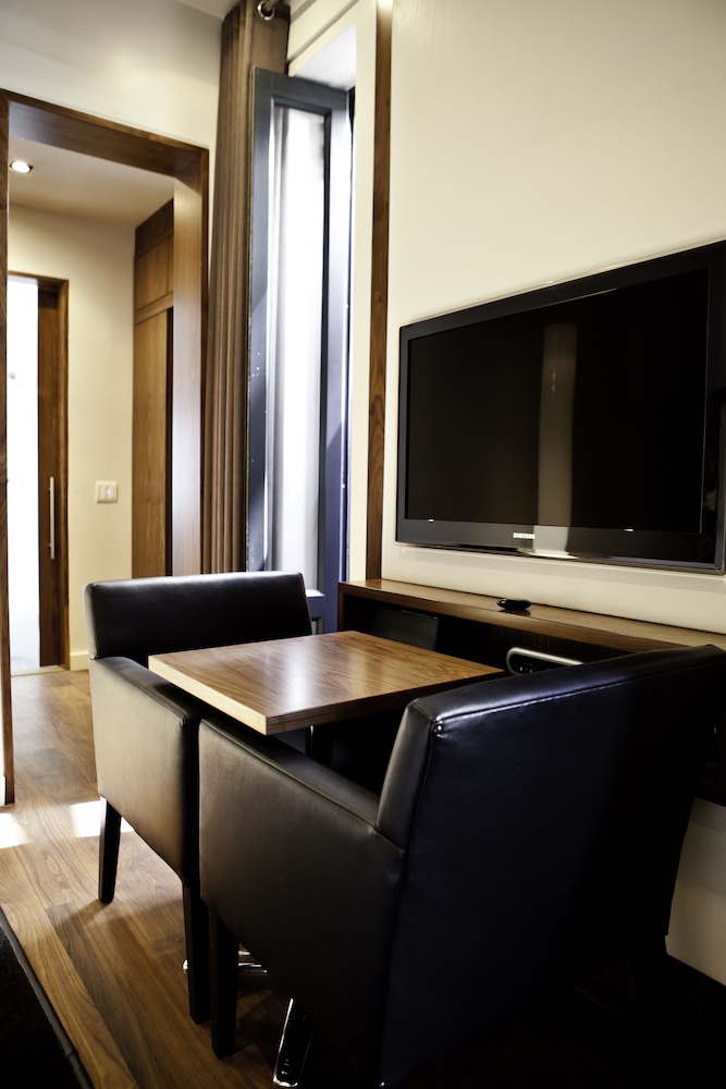Standard Double or Twin Room photo 2