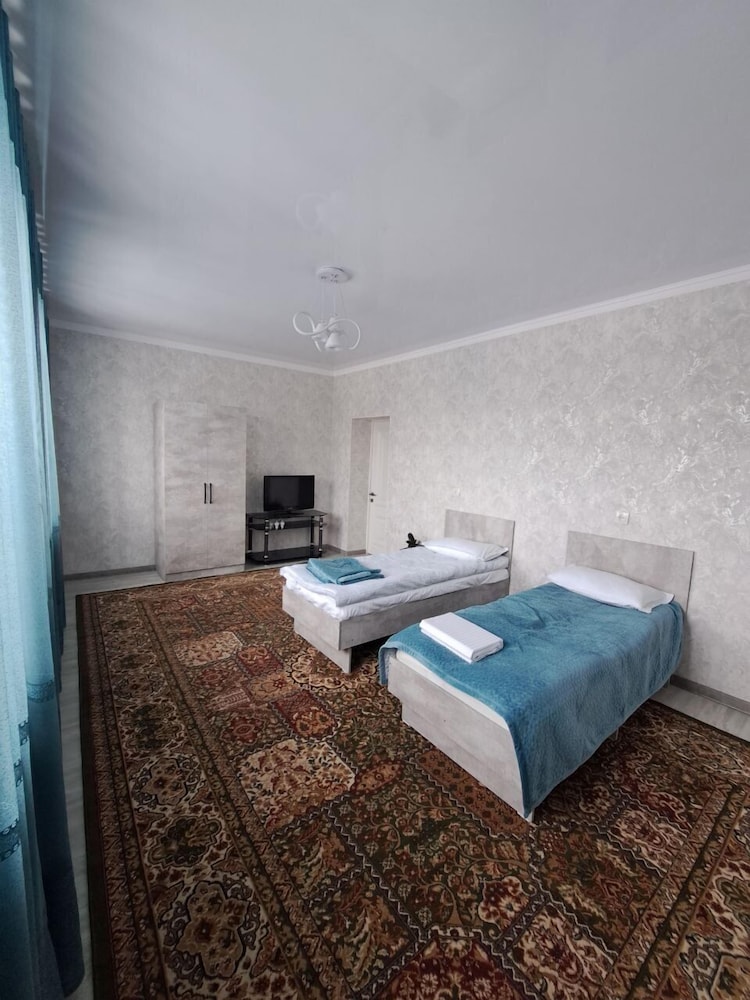 Basic Double or Twin Room photo 1
