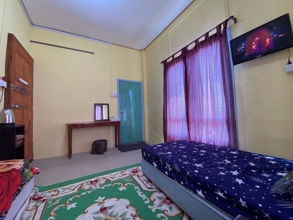 Room No 5 Hola - Photo 4