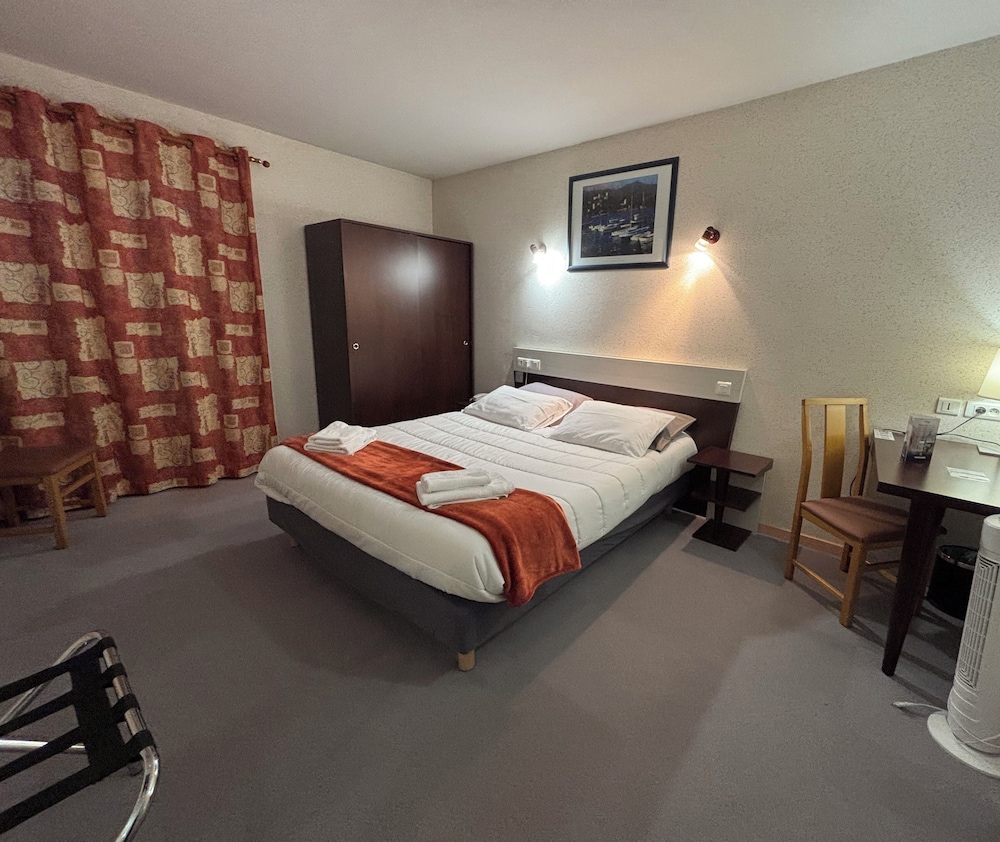 Standard Single Room, 1 Double Bed photo 2