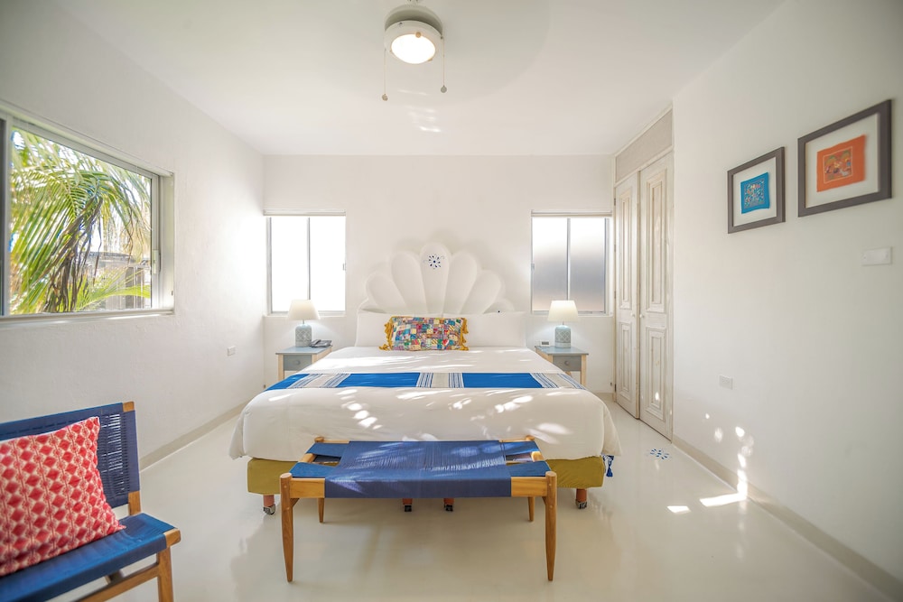 One Bedroom Partial Ocean View Suite