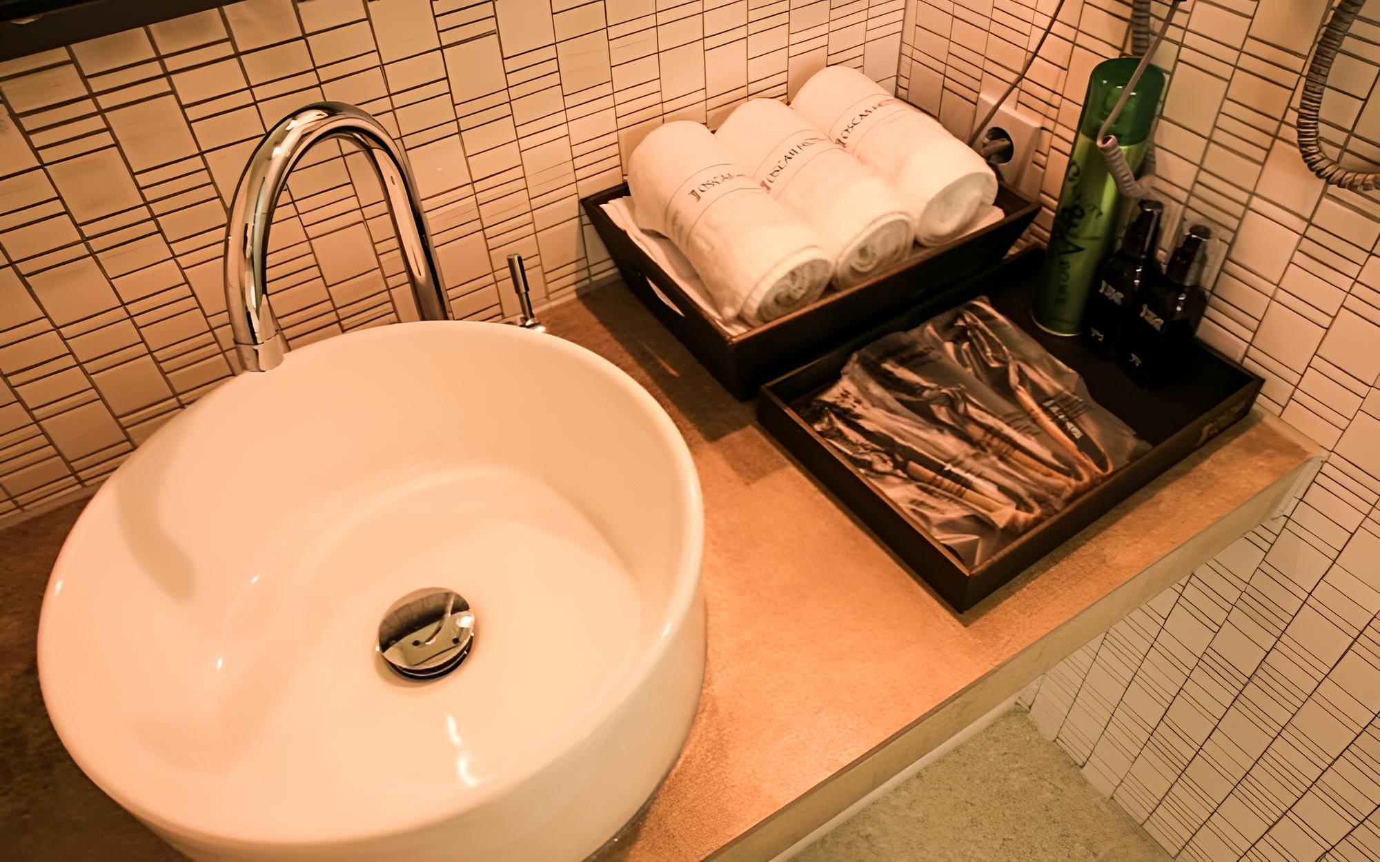 Room (Walkie Special Rate (No Parking Room ) - Photo 16