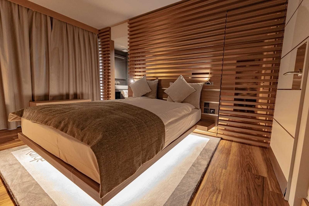 Comfort Room, 1 Queen Bed photo 2