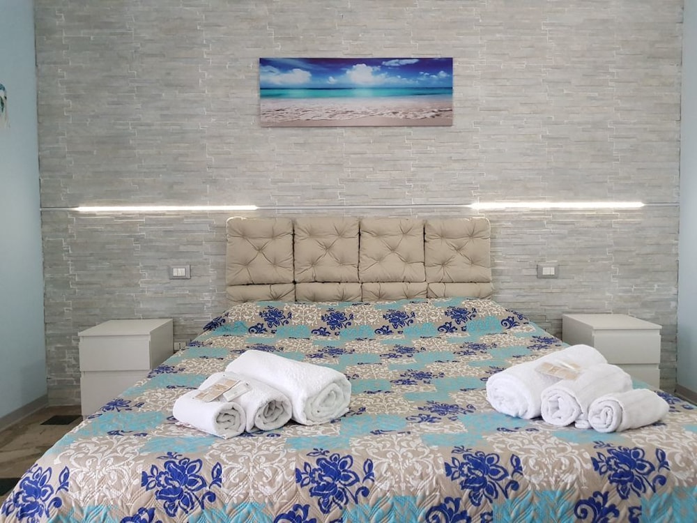 Panoramic Room