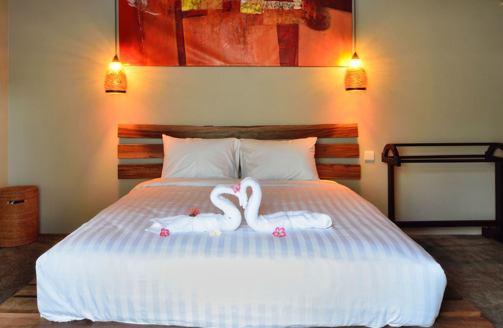 Luxury Villa, 2 Bedrooms photo 2
