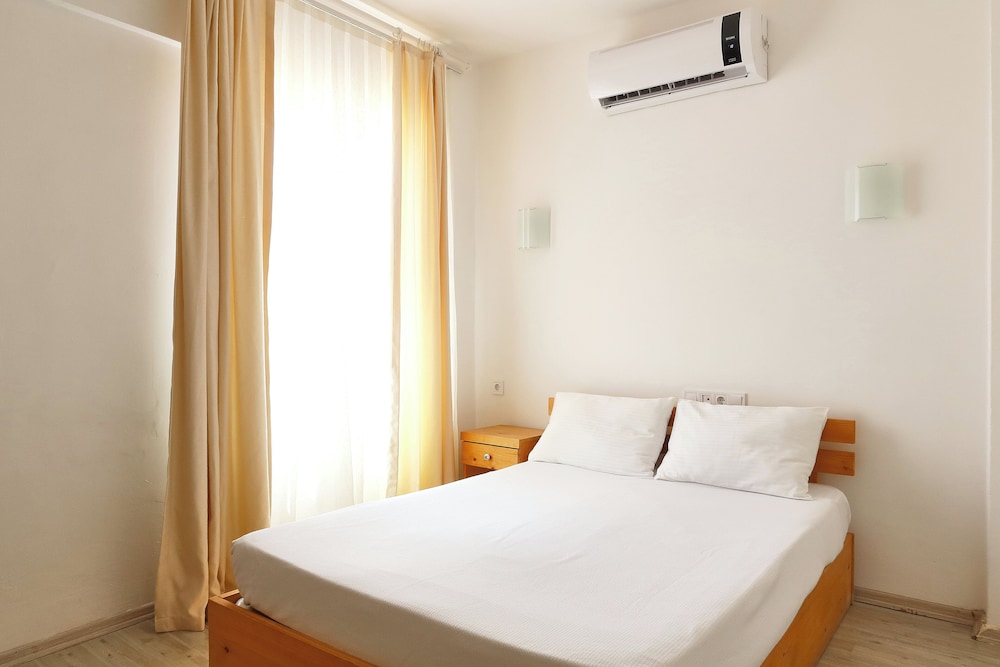 Standard Room photo 2