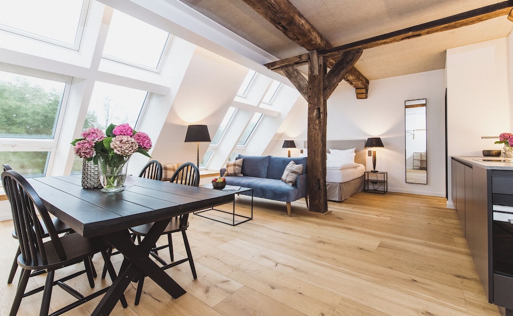 Superior Apartment, Garden View