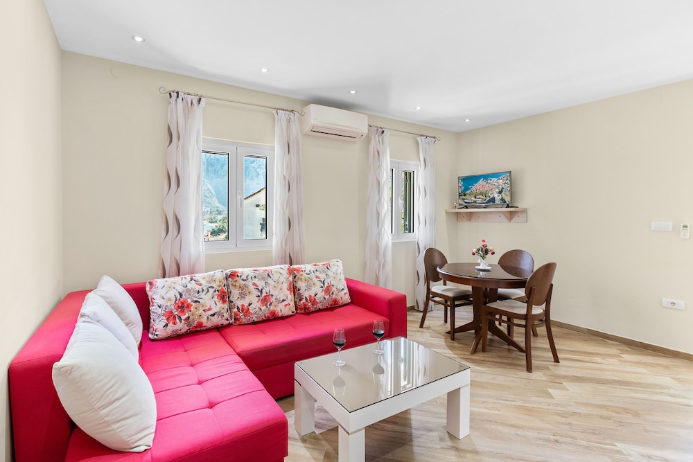 Exclusive Studio, Terrace, Sea View