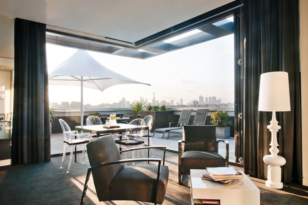 Penthouse (The Cullen) - Photo 9