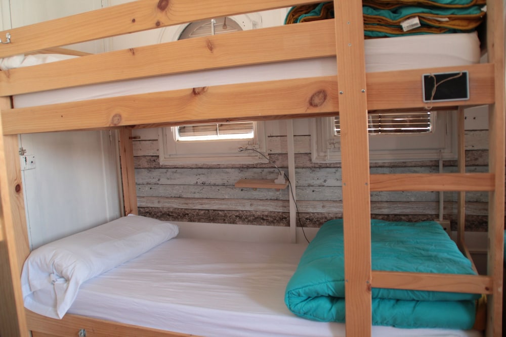 Shared Dormitory, Mixed Dorm (1 bed in 6-beds shared bedroom, Mix 1)