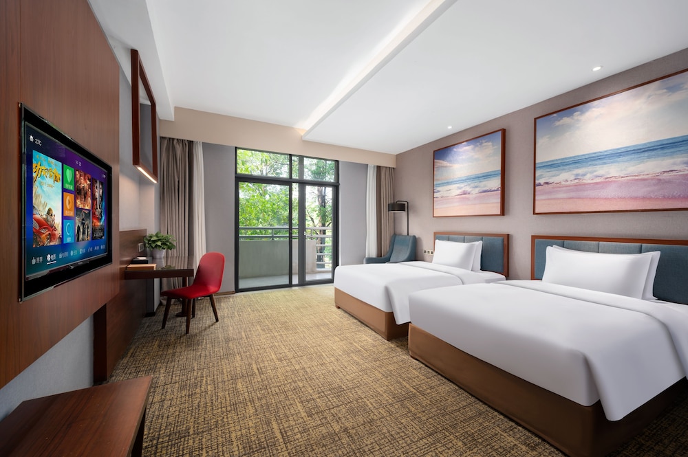Deluxe triple room