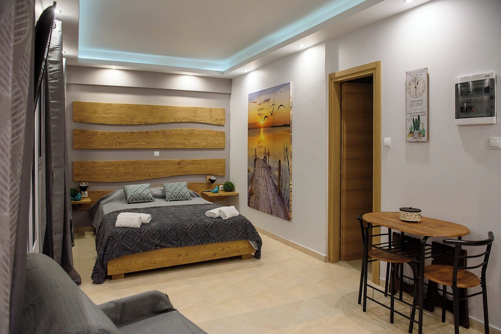 Standard Studio, 1 Queen Bed with Sofa bed, Ground Floor