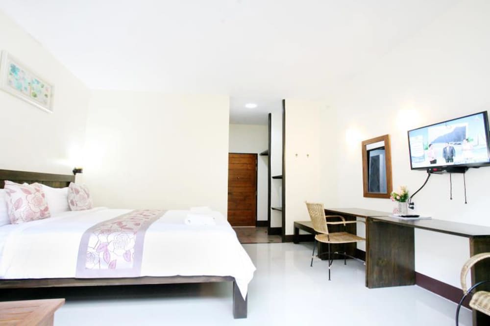 Standard Double Room photo 3