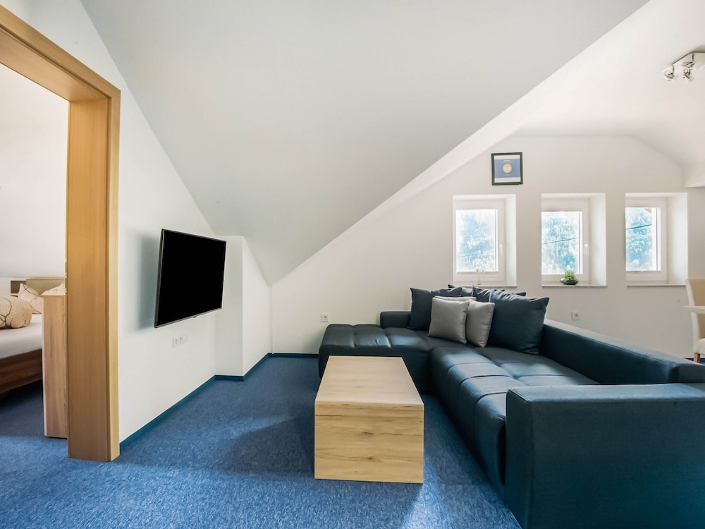 Apartment photo 3
