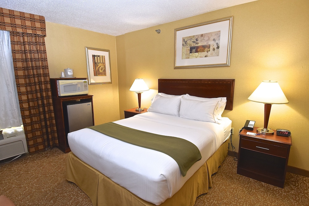 Standard Room, 1 Queen Bed, Accessible (Communication, Accessible Tub) - Photo 3