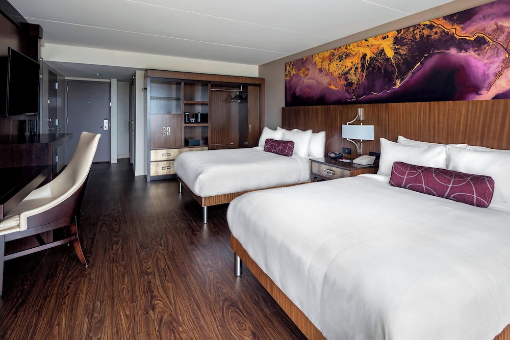 Room, 2 Queen Beds (Hearing Accessible) - Photo 4