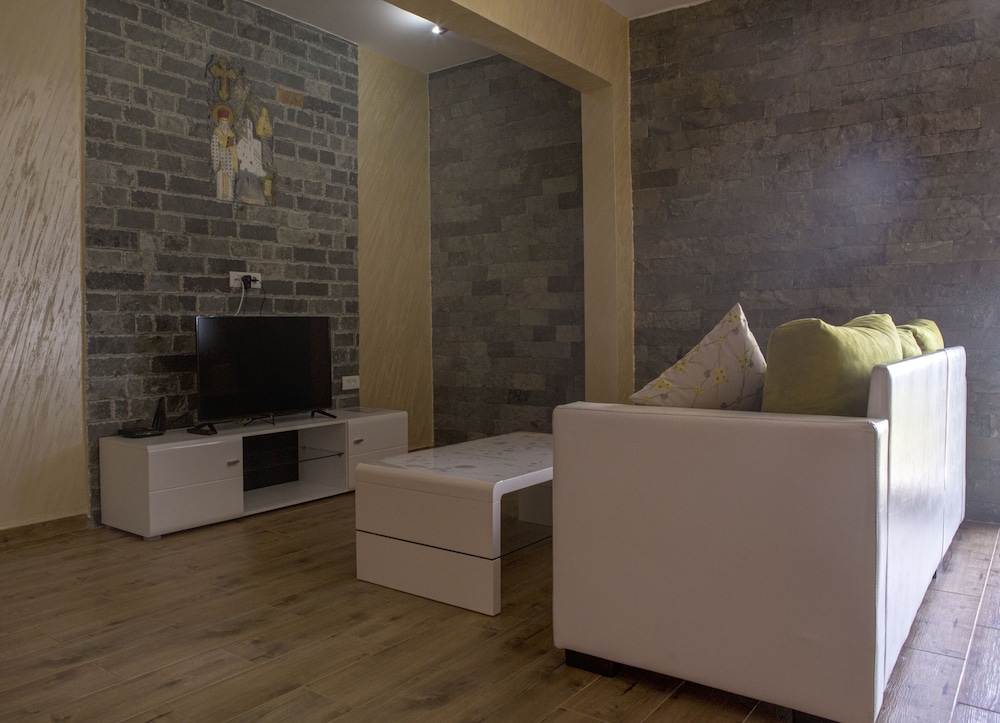 Deluxe Apartment photo 1