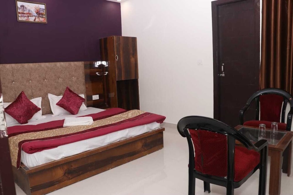 Deluxe Double Room photo 2