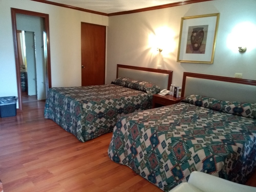 Standard Room, 2 Queen Beds