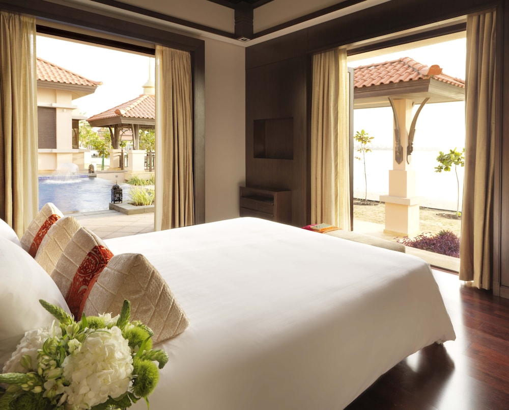 One Bedroom Beach Pool Villa