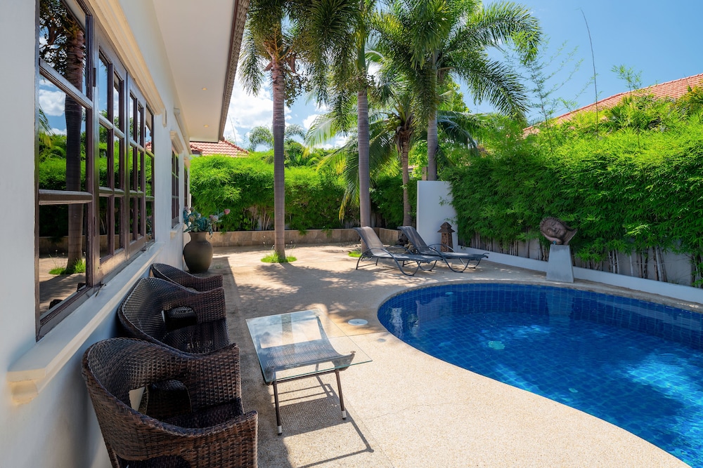 Standard Villa, 3 Bedrooms, Non Smoking, Kitchen - Photo 4