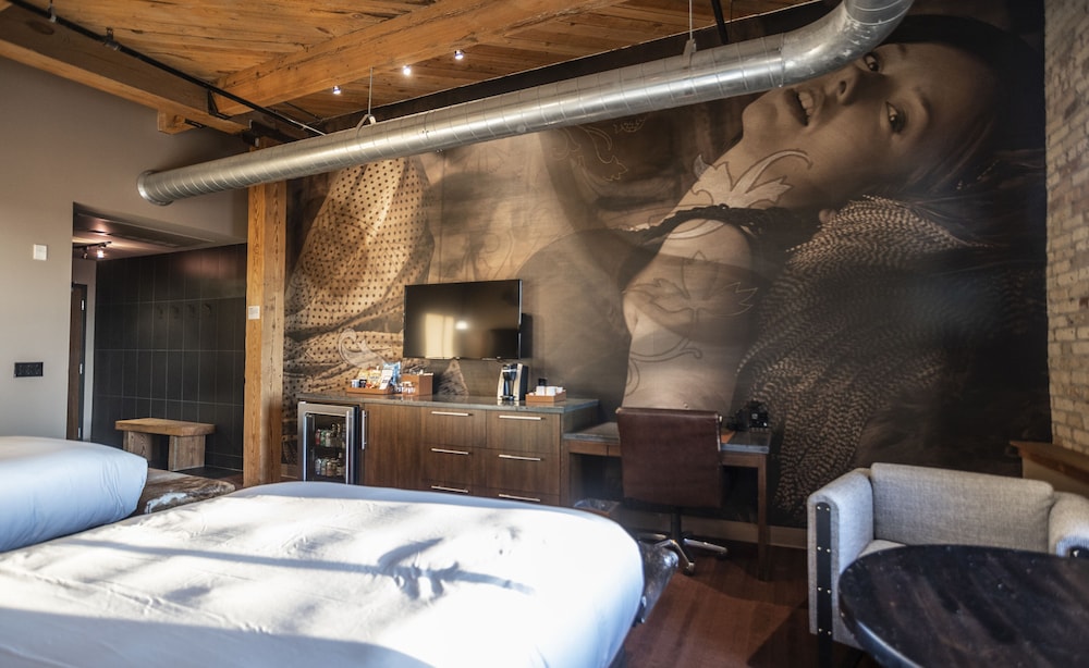 Premium Room, 2 Queen Beds, City View - Photo 8